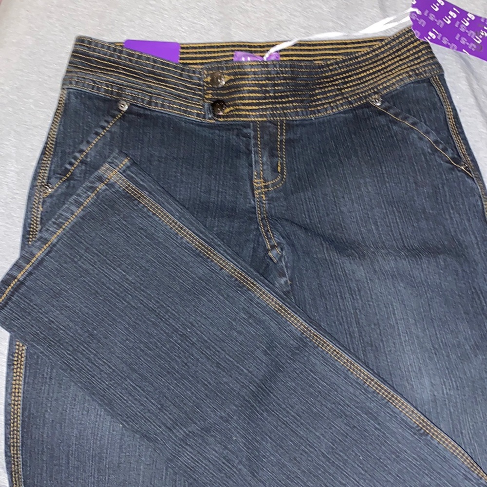 #124 U-51 woman jeans size 9/10